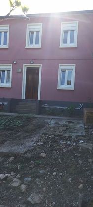 Foto 2 de Venta de casa en Ortigueira de 4 habitaciones con terraza y jardín