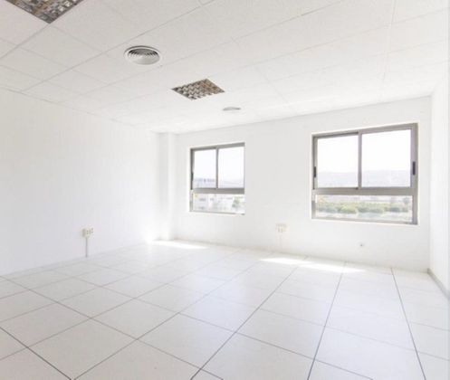 Foto 1 de Venta de oficina en Campanillas de 151 m²