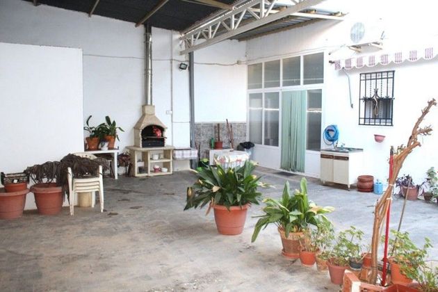 Foto 1 de Venta de casa en Argamasilla de Alba de 4 habitaciones con garaje y aire acondicionado