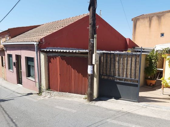 Foto 2 de Casa adosada en venta en calle Espiñeiro de 2 habitaciones con terraza y piscina