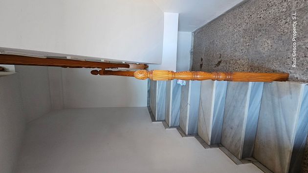 Foto 2 de Casa adossada en venda a calle Goya de 4 habitacions amb terrassa i piscina
