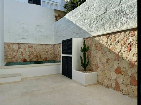 Foto 2 de Piso en venta en Ciutadella de 3 habitaciones con piscina y jardín