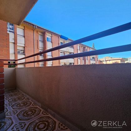Foto 2 de Venta de piso en La Cogullada de 3 habitaciones con balcón y ascensor
