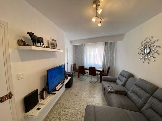 Foto 1 de Àtic en venda a calle Asturias de 3 habitacions amb balcó i aire acondicionat