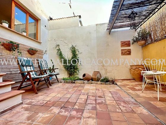 Foto 1 de Alquiler de estudio en Sta. Catalina - El Jonquet con terraza y muebles
