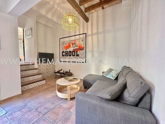 Foto 2 de Alquiler de estudio en Sta. Catalina - El Jonquet con terraza y muebles