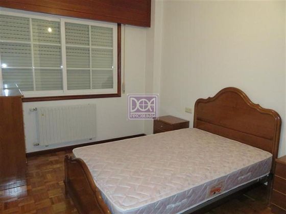 Foto 2 de Piso en venta en Mondariz de 2 habitaciones con garaje y calefacción
