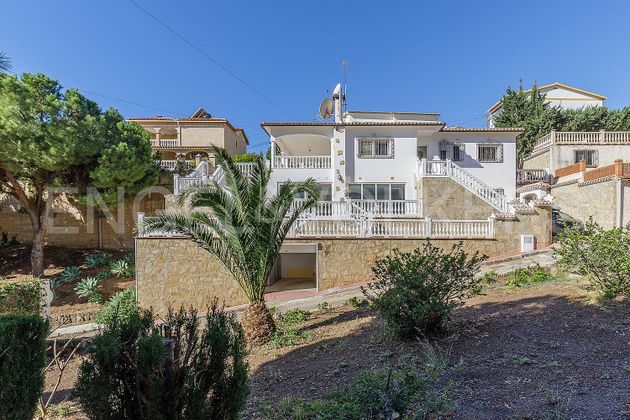Foto 1 de Xalet en venda a calle Arrecife de 4 habitacions amb terrassa i piscina