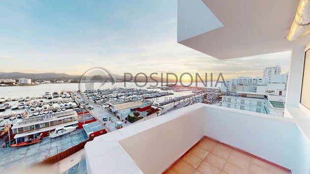 Foto 1 de Piso en venta en Sant Antoni de Portmany de 2 habitaciones con terraza y piscina