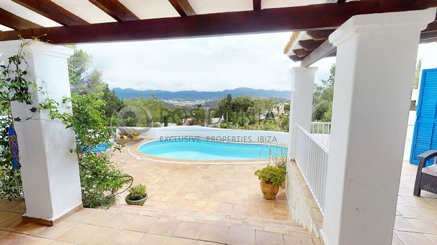 Foto 2 de Xalet en venda a Sant Antoni de Portmany de 3 habitacions amb terrassa i piscina