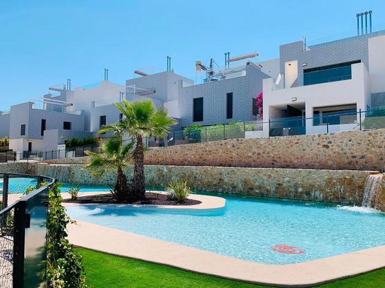 Foto 1 de Àtic en venda a San Miguel de Salinas de 3 habitacions amb terrassa i piscina