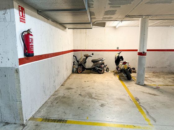 Foto 1 de Venta de garaje en calle Eugeni D'ors de 14 m²