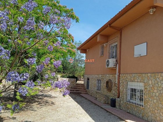 Foto 1 de Xalet en venda a Montesa de 4 habitacions amb terrassa i jardí