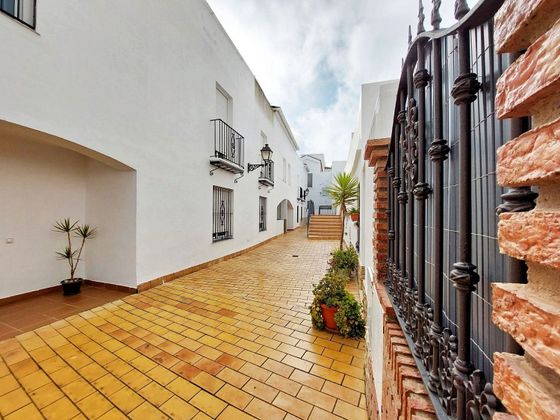 Foto 1 de Casa en venda a calle Alcubilla de 3 habitacions amb terrassa i calefacció