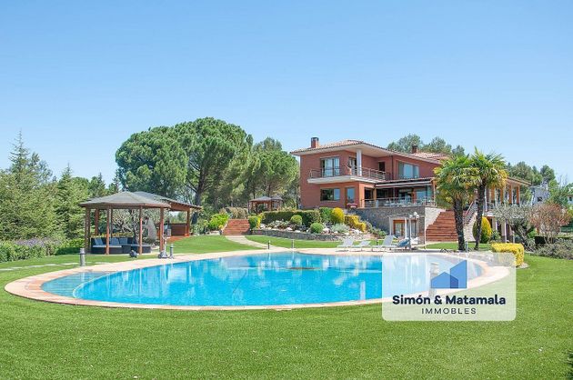 Foto 1 de Xalet en venda a Sant Fruitós de Bages de 6 habitacions amb terrassa i piscina