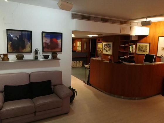 Foto 2 de Oficina en alquiler en Campo San Francisco - Plaza de América de 184 m²