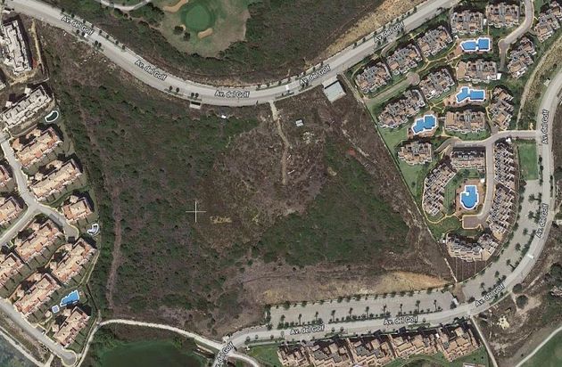 Foto 2 de Venta de terreno en avenida Del Golf de 58842 m²