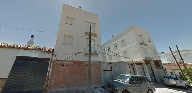 Foto 2 de Edificio en venta en calle Nardos de 1100 m²