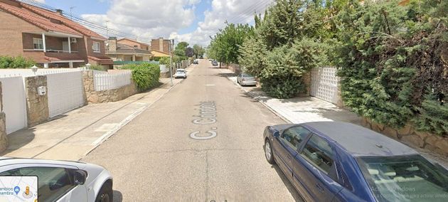 Foto 2 de Xalet en venda a calle Córdoba de 3 habitacions amb terrassa i piscina