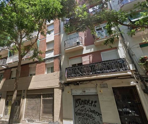 Foto 2 de Pis en venda a calle De Munné de 3 habitacions i 75 m²