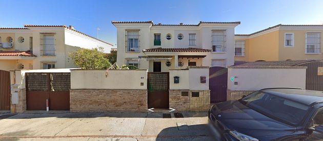 Foto 1 de Casa en venda a calle Pinsapo de 4 habitacions i 116 m²