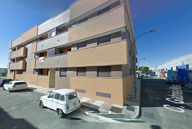 Foto 2 de Pis en venda a calle Fernando Sabater de 4 habitacions i 82 m²