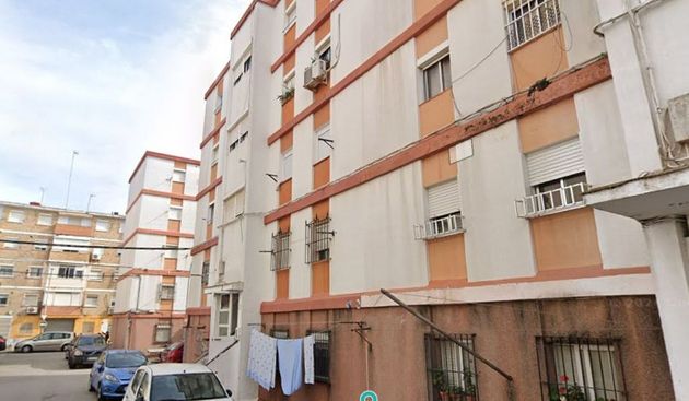 Foto 1 de Venta de piso en calle Alván de 3 habitaciones y 51 m²