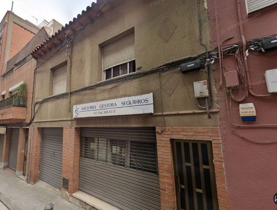 Foto 1 de Edifici en venda a calle De la Pastora amb ascensor