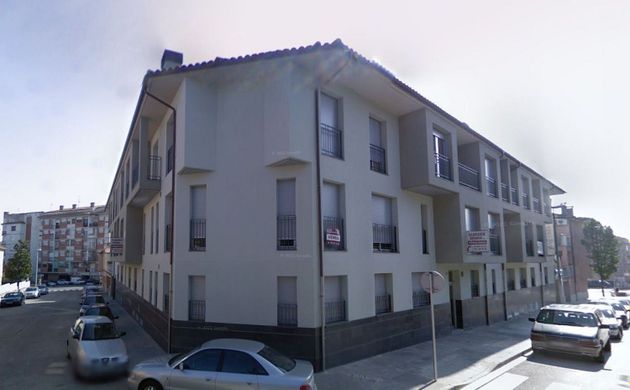 Foto 1 de Pis en venda a calle Del Ter de 2 habitacions amb garatge i ascensor