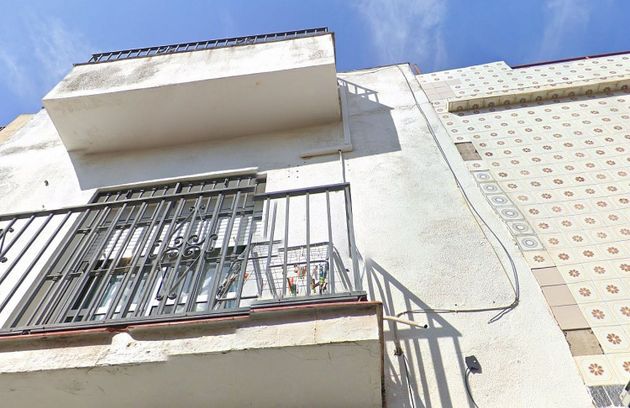 Foto 2 de Pis en venda a calle Prudencia de 2 habitacions i 74 m²