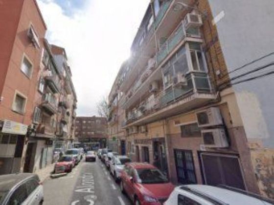 Foto 1 de Venta de piso en calle La Coruña de 1 habitación con garaje y balcón