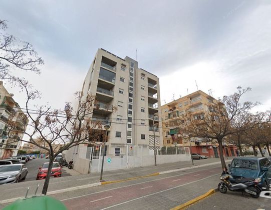 Foto 2 de Venta de piso en calle Diputado José Luis Barceló de 3 habitaciones con ascensor