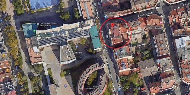 Foto 2 de Pis en venda a calle De Sant Jordi de 3 habitacions amb ascensor