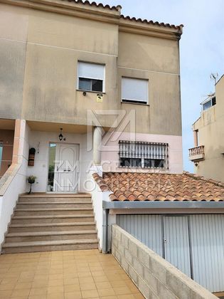 Foto 2 de Casa adosada en venta en San Rafael del Río de 3 habitaciones con terraza y garaje