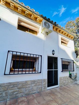 Foto 1 de Casa en venda a calle Damas de 3 habitacions amb terrassa i aire acondicionat