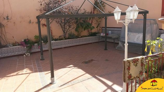 Foto 1 de Venta de chalet en Alcalá la Real de 4 habitaciones con terraza y jardín
