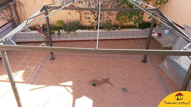 Foto 2 de Venta de chalet en Alcalá la Real de 4 habitaciones con terraza y jardín