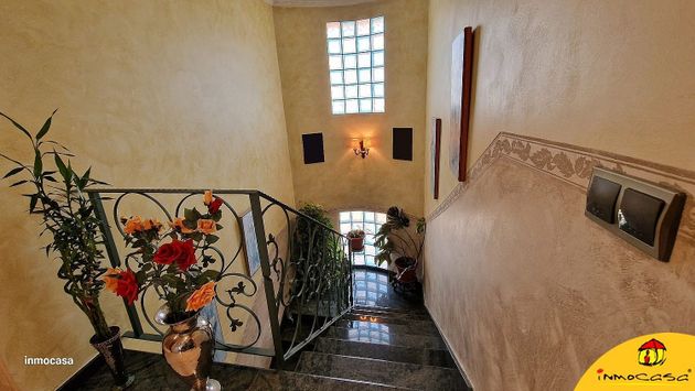 Foto 2 de Xalet en venda a Alcalá la Real de 6 habitacions amb terrassa i piscina