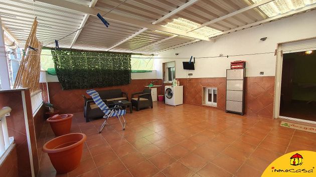 Foto 2 de Casa en venta en Castillo de Locubín de 3 habitaciones con terraza y aire acondicionado