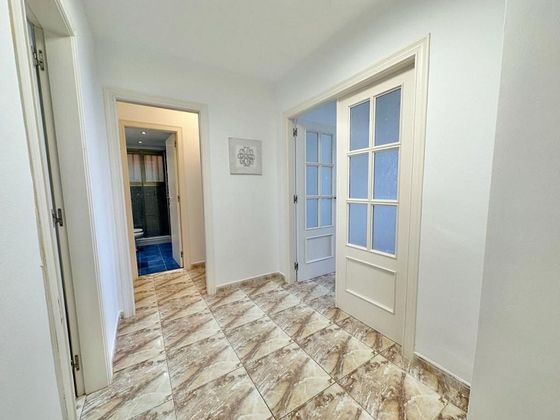 Foto 2 de Venta de piso en paseo Del Mediterrani de 3 habitaciones con terraza y garaje