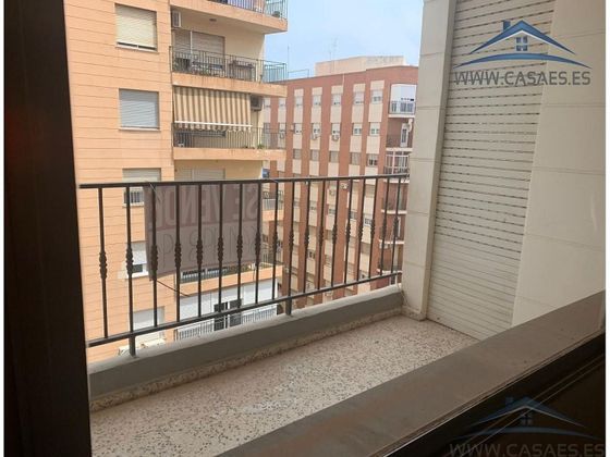 Foto 1 de Piso en venta en Barrio Alto - San Félix - Oliveros - Altamira de 2 habitaciones con garaje y ascensor