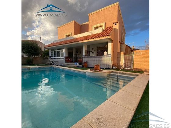 Foto 2 de Casa en venta en Nueva Almería - Cortijo Grande - Vega de Acá de 6 habitaciones con terraza y piscina