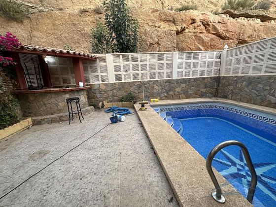 Foto 2 de Casa en venta en La Envía de 4 habitaciones con terraza y piscina