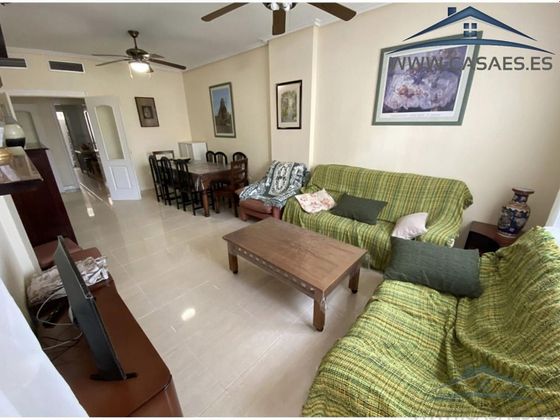Foto 1 de Alquiler de piso en Aguadulce Sur de 2 habitaciones con terraza y piscina