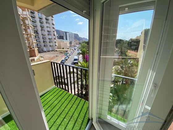 Foto 1 de Alquiler de piso en Aguadulce Sur de 2 habitaciones con terraza y jardín