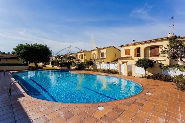 Foto 1 de Casa en venda a Costa Daurada - Sant Gaietà de 2 habitacions amb terrassa i piscina