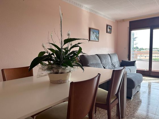 Foto 2 de Piso en venta en L' Hospitalet de l'Infant de 4 habitaciones con terraza y garaje