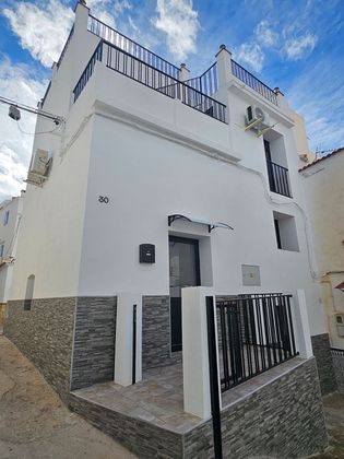 Foto 1 de Casa en venda a Cómpeta de 3 habitacions amb terrassa i aire acondicionat