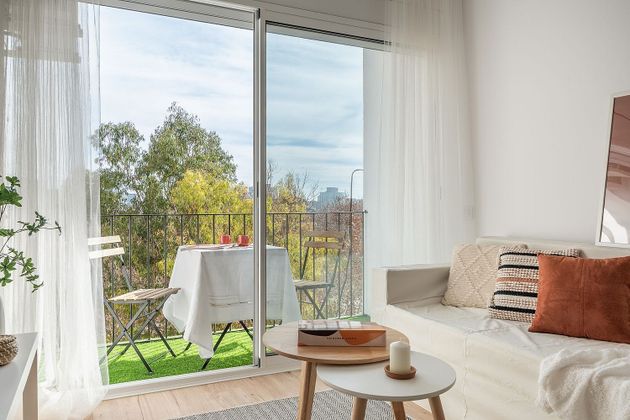 Foto 2 de Pis en venda a Provençals del Poblenou de 3 habitacions amb terrassa i balcó