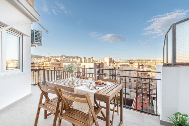 Foto 1 de Ático en venta en La Dreta de l'Eixample de 3 habitaciones con terraza y balcón